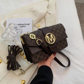 Niche Personality Printed Letter Shoulder Messenger Bag (Color: Brown)